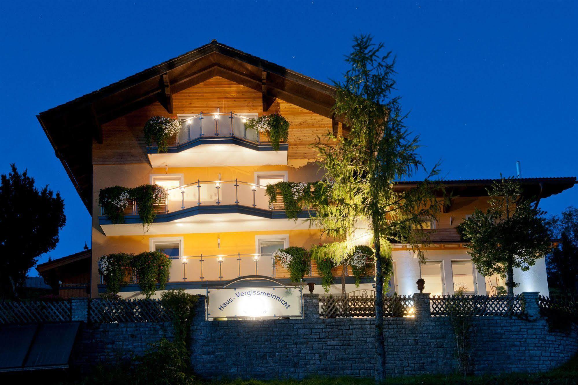 Apartmenthaus Vergissmeinnicht Abtenau Esterno foto
